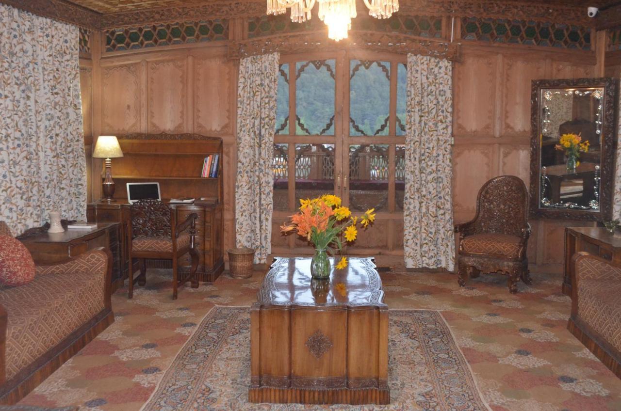 New Alexandra Houseboats Hotel Srīnagar Екстериор снимка